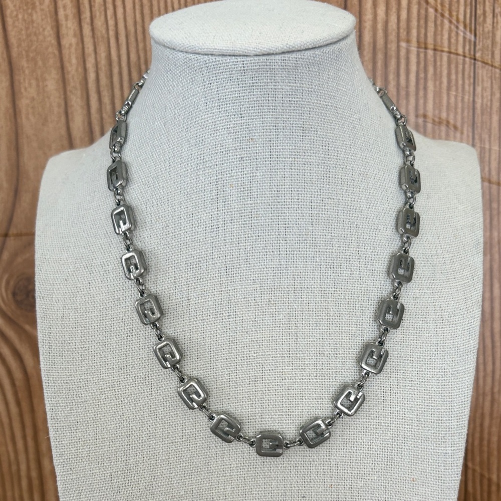 Givenchy G logo chain link necklace Pewter Tone 16" - Picture 1 of 11